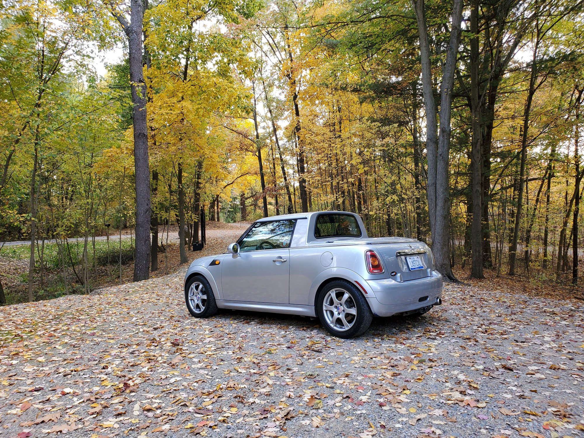 2007 Mini Cooper - Ex-RedBull R56 mini cooper - Used - VIN WMWMF335X7TT58284 - 119,831 Miles - 4 cyl - 2WD - Automatic - Hatchback - Silver - Ortonville, MI 48462, United States