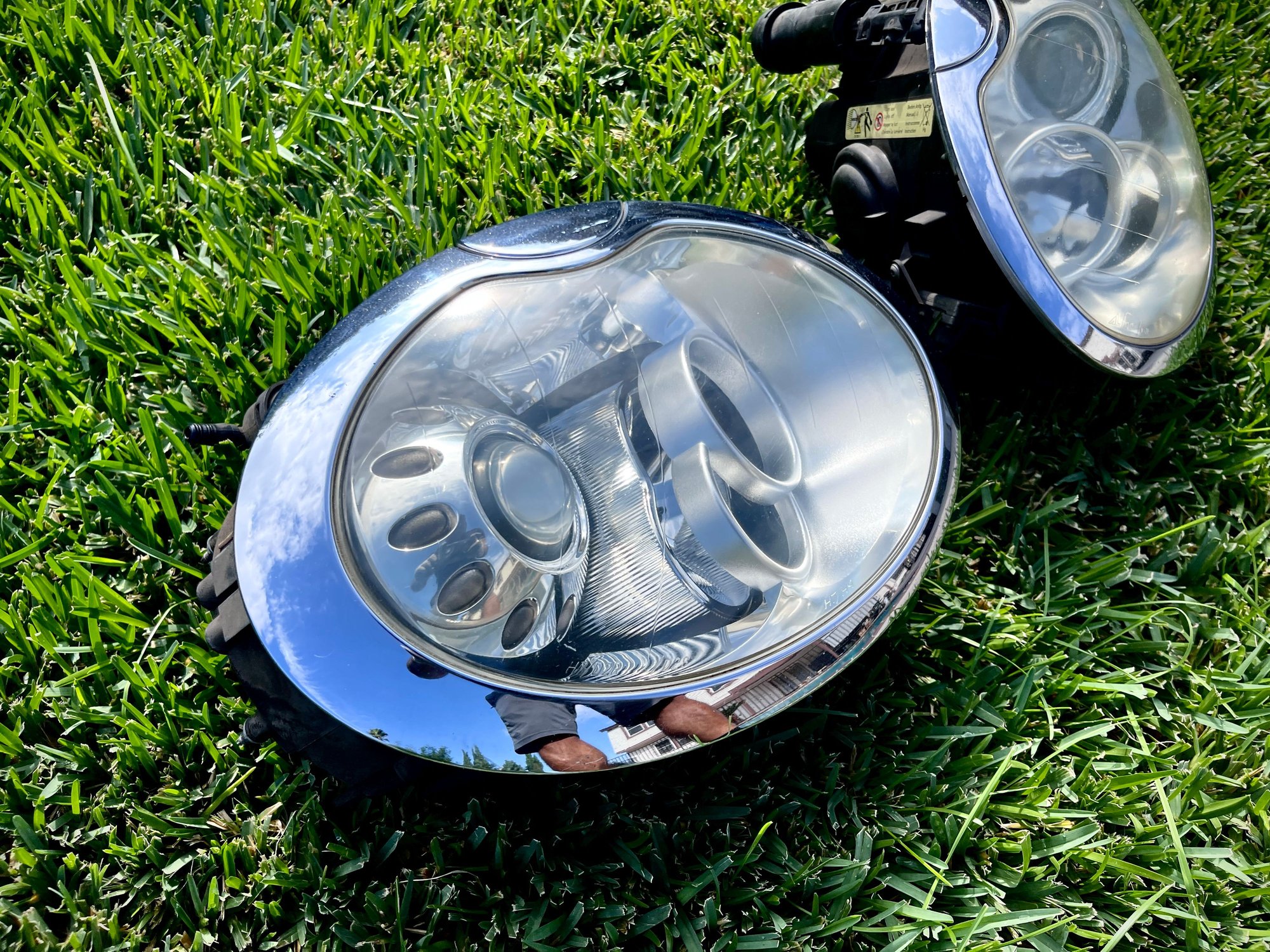 Lights - OEM Facelift Xenon Headlights (1st Generation) - Used - 2002 to 2006 Mini Cooper - Los Angeles, CA 90001, United States
