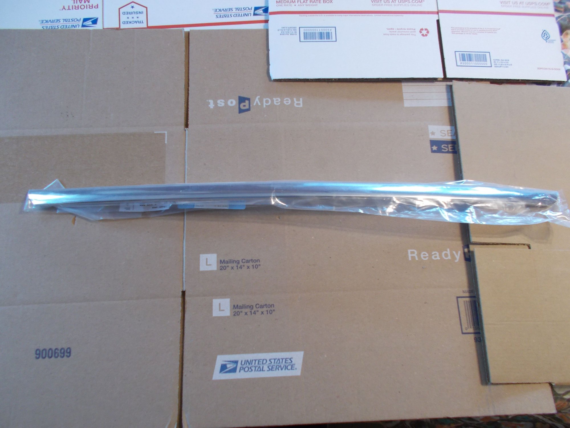 Exterior Body Parts - Center section Chrome Strip. Front Bumper R50, R52, R53.  NEW. - New - 2002 to 2006 Mini R50: "Mk I" Mini One & Cooper - 2005 to 2008 Mini R52: "Mk I" Mini Convertible - 2002 to 2006 Mini R53: "Mk I" Mini Cooper S - Bryan, OH 43506, United States