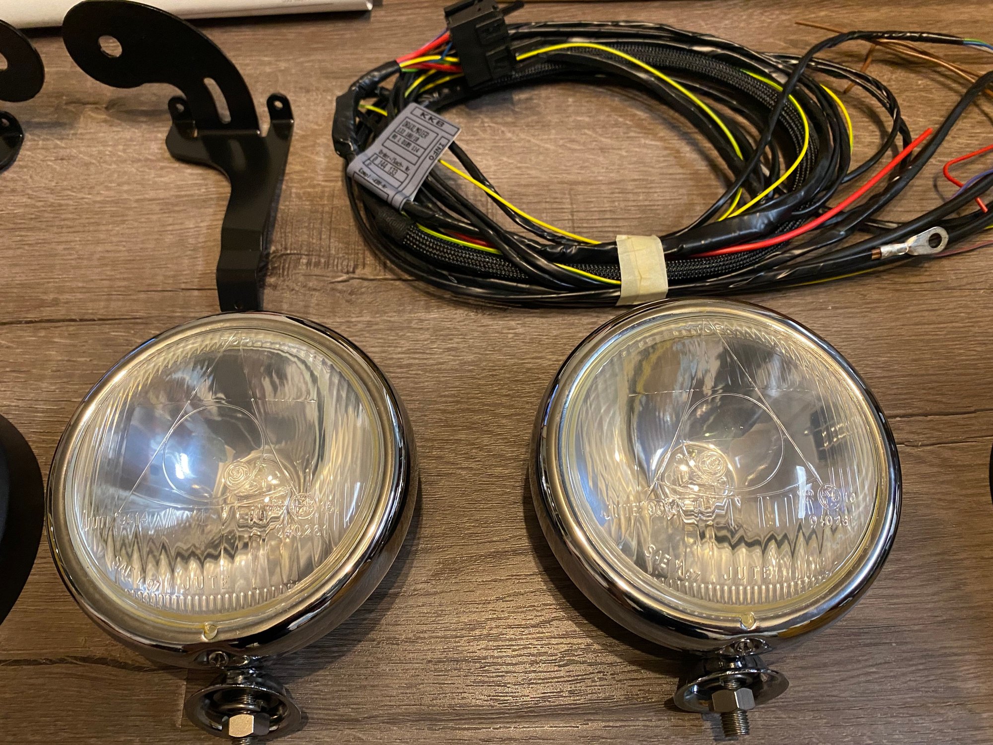 Lights - OEM - MINI Auxiliary Driving Light Kit for R50 - R53 - New - 2002 to 2006 Mini R50: "Mk I" Mini One & Cooper - Long Beach, CA 90802, United States