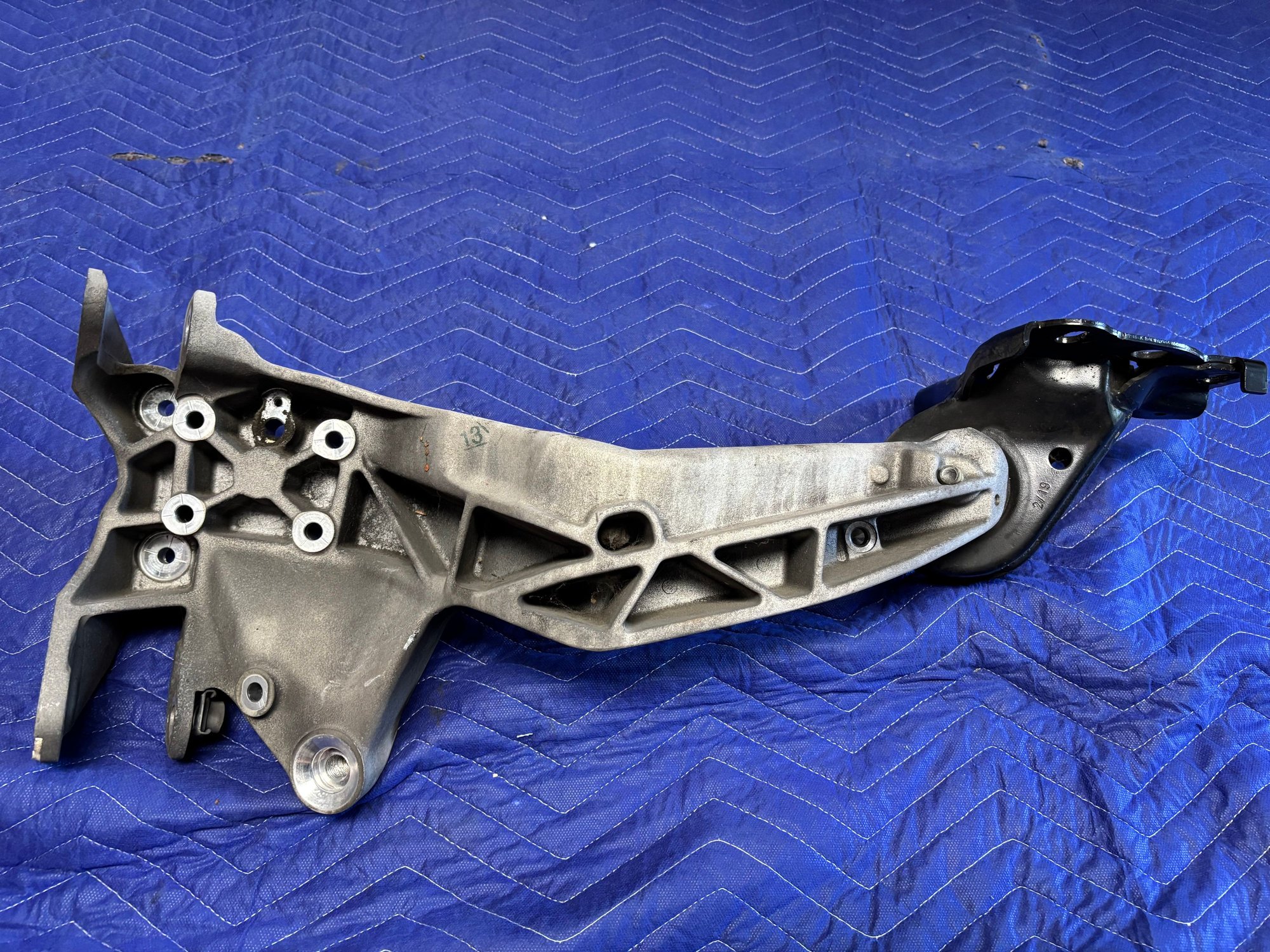 Steering/Suspension - GENUINE MINI GP Left Trailing Arm with Bracket - Used - 2006 Mini Cooper - Cedar Park, TX 78641, United States