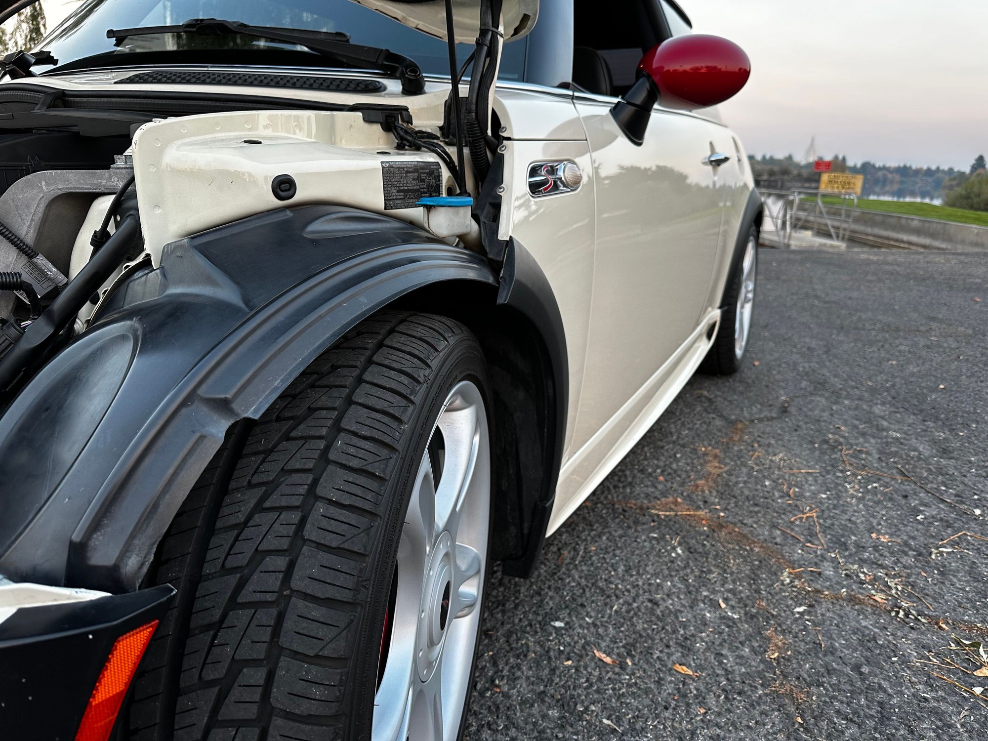 2006 Mini R53: "Mk I" Mini Cooper S - 2006 Mini Cooper Factory JCW - Used - VIN WMWRE33506TL20926 - 106,000 Miles - 4 cyl - 2WD - Manual - Coupe - White - Idaho Falls, ID 83402, United States