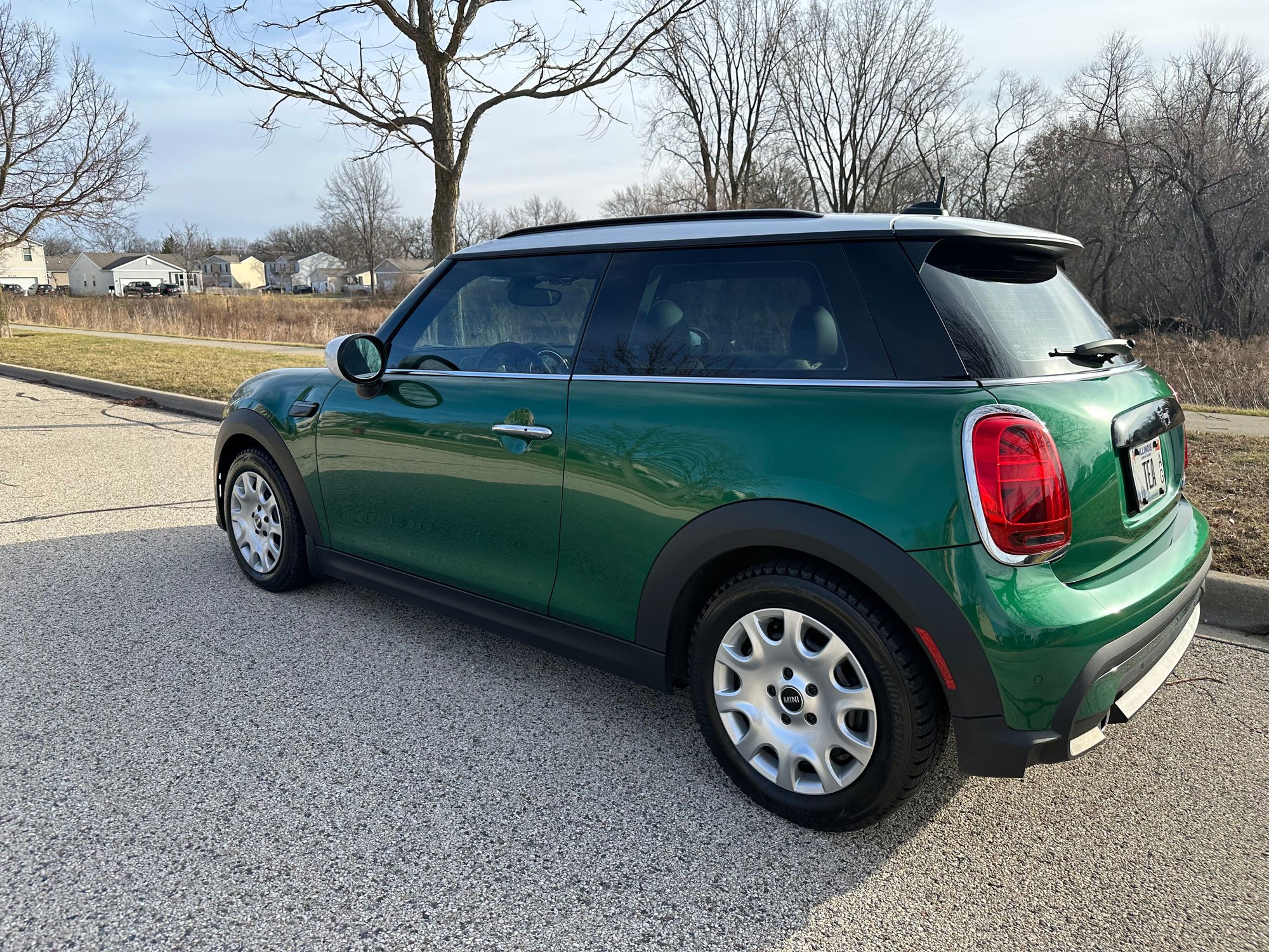 2024 Mini F56: Mini Hatch/Hardtop - 2024 Mini Cooper Hardtop 3-door 6spd - Green on Tan with Low Miles! - Used - VIN WMW33DH08R2U53099 - 12,900 Miles - 3 cyl - 2WD - Manual - Hatchback - Other - Madison, WI 53705, United States