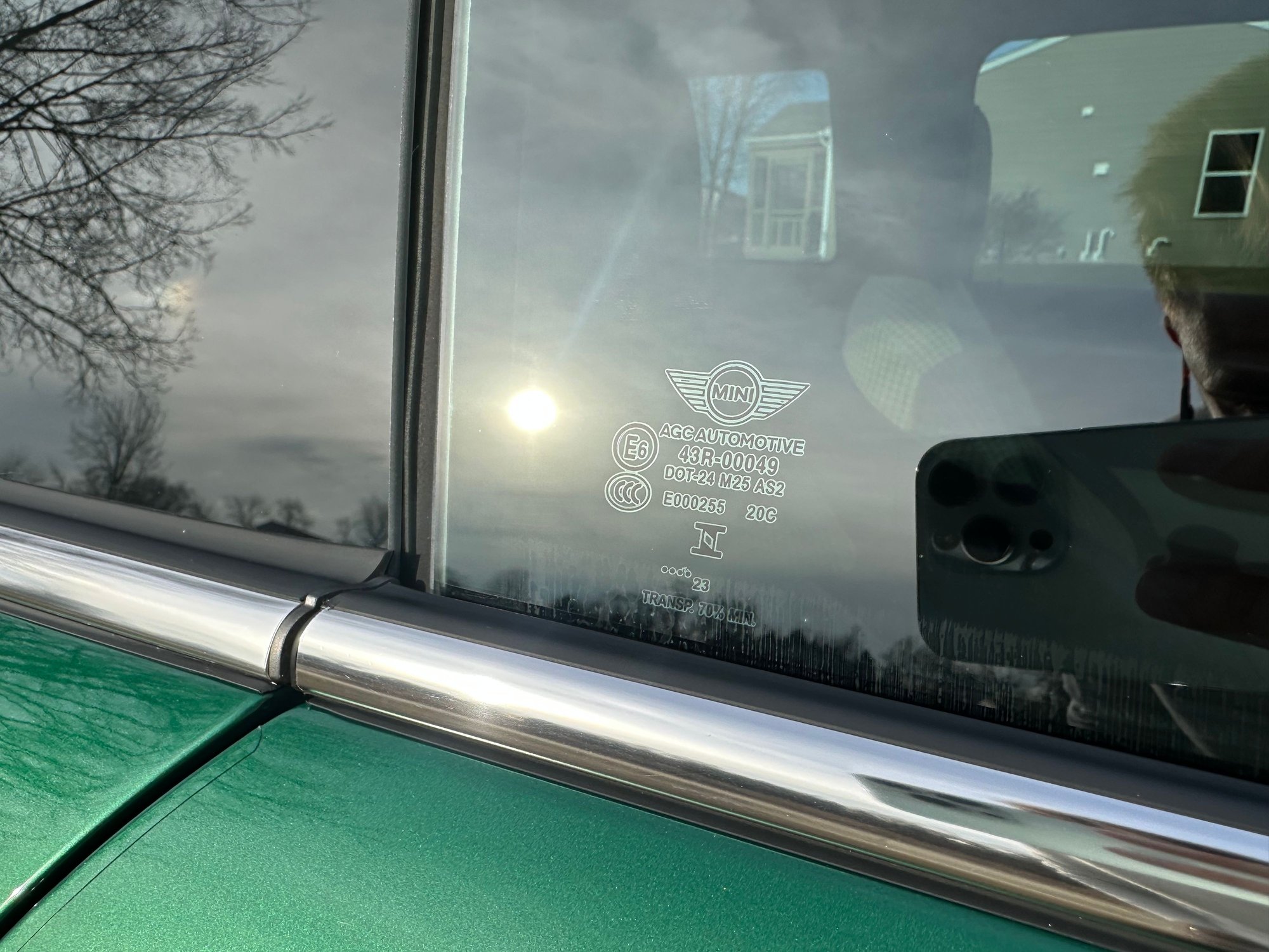 2024 Mini F56: Mini Hatch/Hardtop - 2024 Mini Cooper Hardtop 3-door 6spd - Green on Tan with Low Miles! - Used - VIN WMW33DH08R2U53099 - 12,900 Miles - 3 cyl - 2WD - Manual - Hatchback - Other - Madison, WI 53705, United States