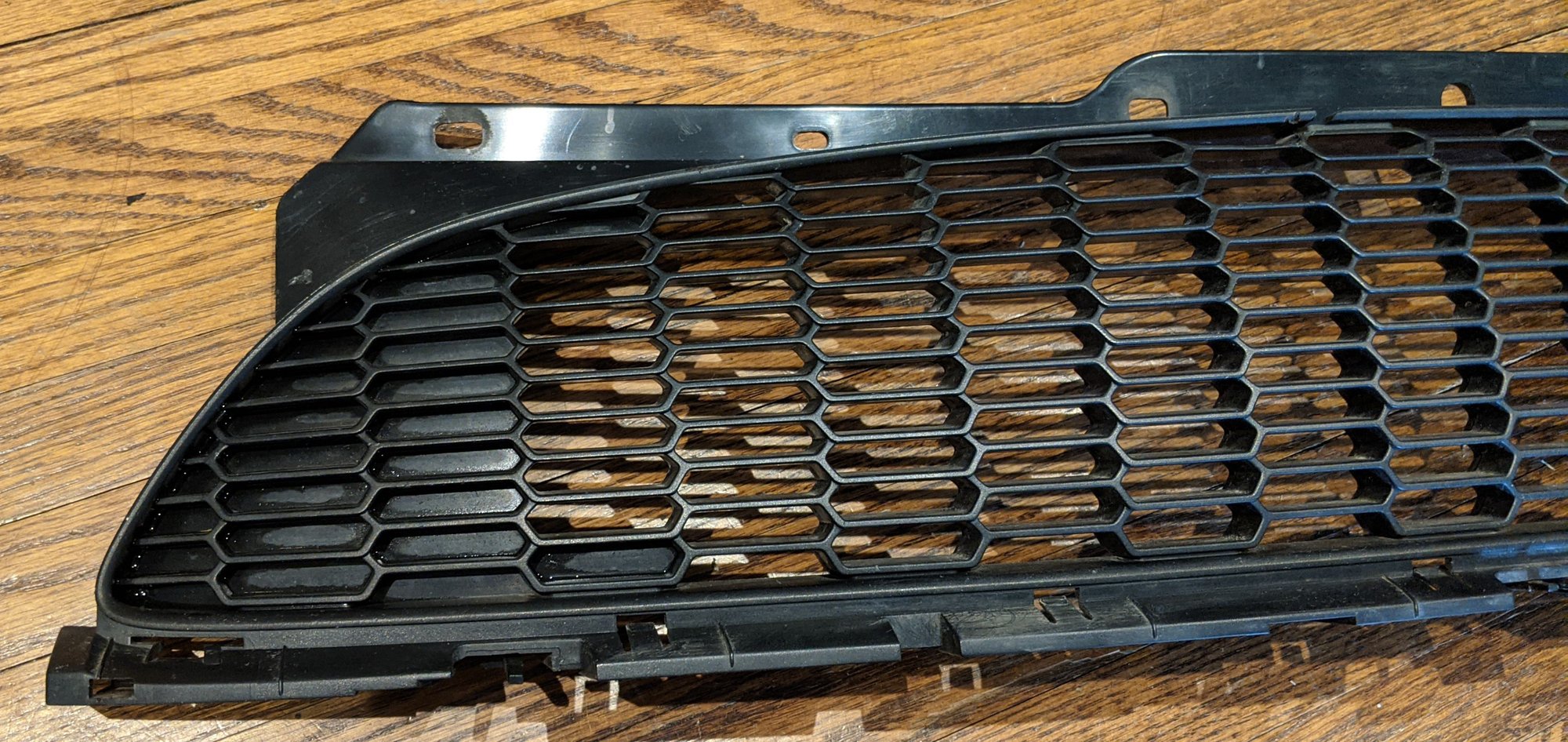 Exterior Body Parts - '10 R56 MCS grill and black driver side mirror - Used - 2010 Mini R56: "Mk II" Mini Hatch/Hardtop range - Charlottesville, VA 22903, United States