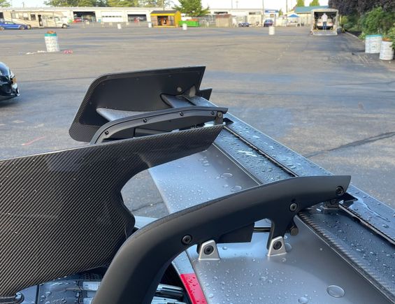 Power adjustable wing