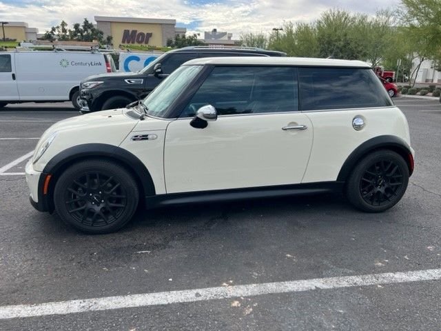 2005 Mini R53: "Mk I" Mini Cooper S - 2005 R53 Mini Cooper S / Pepper White/ AZ - Used - VIN WMWRE33465TD92559 - 151,595 Miles - 4 cyl - 2WD - Manual - Hatchback - White - Goodyear, AZ 85338, United States