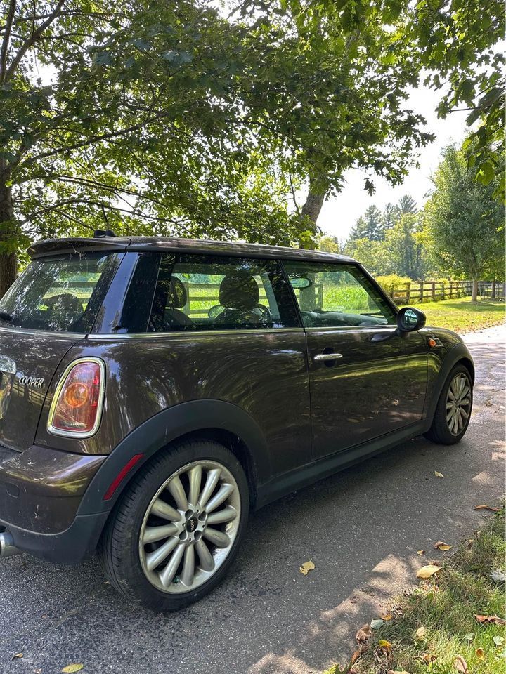 2010 Mini Cooper - 2010 MINI Cooper "Mayfair" 117k Miles 6-Speed Manual - Used - VIN WMWMF3C50ATU79297 - 117,000 Miles - 4 cyl - 2WD - Manual - Hatchback - Brown - Baltimore, MD 21093, United States