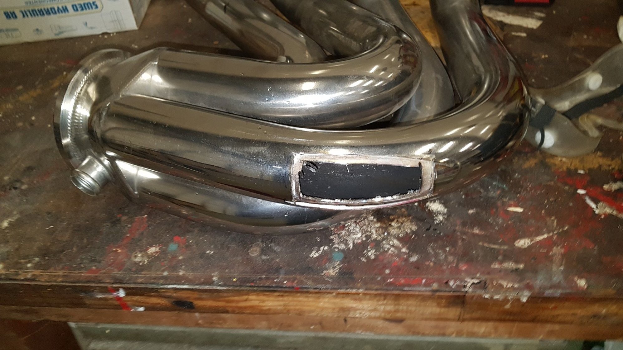 Leaking header, but not a crack