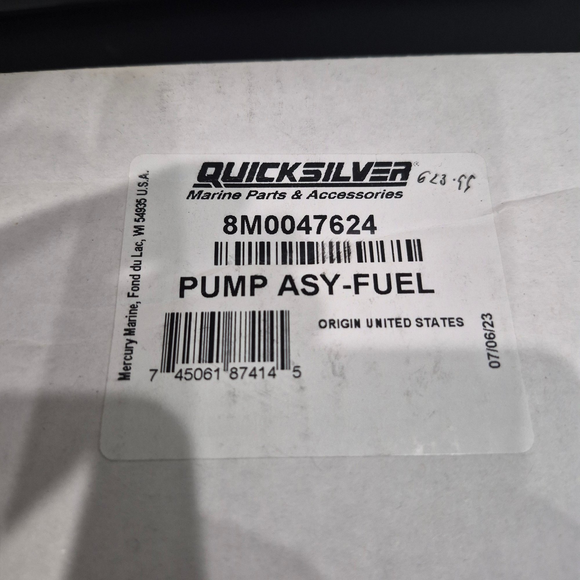 8MOO47624 MERCURY OEM QUICKSILVER FUEL PUMP 