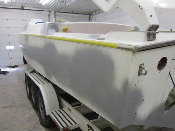 after a lot of hours and thanks to Glass Dave for advice all damaged areas are under primer