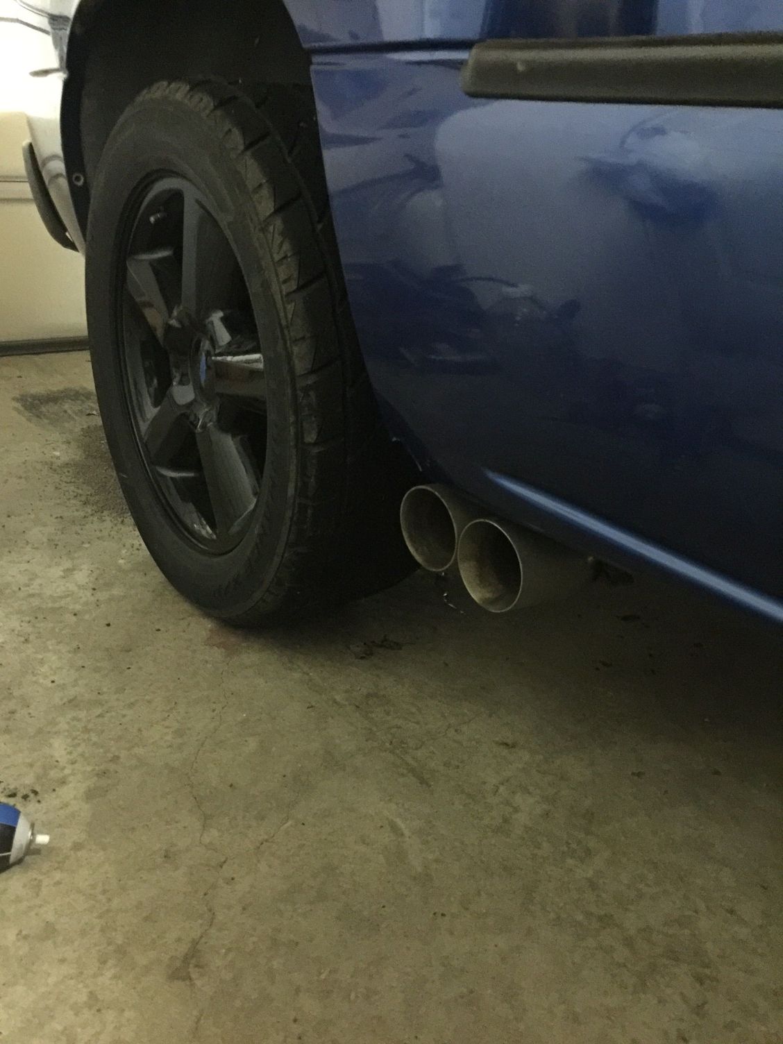 Stepside bed with side exit exhaust. Forums