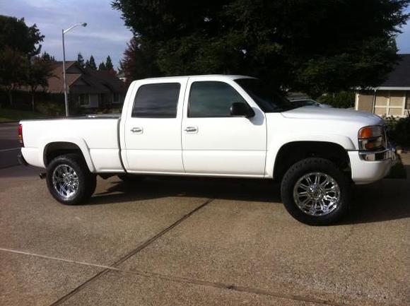 2005 GMC Sierra 2500HD