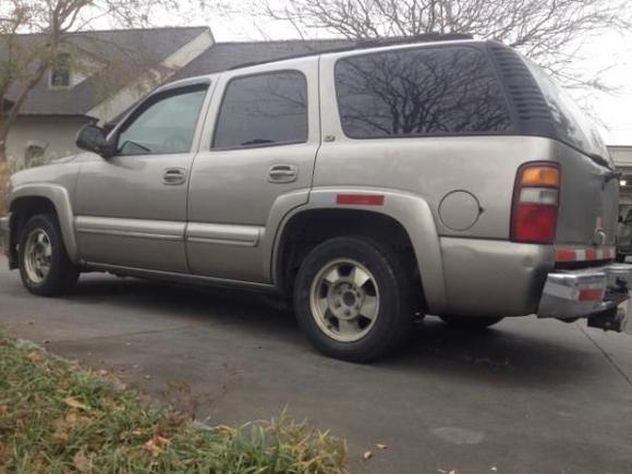 235/60R16 100V

New tires