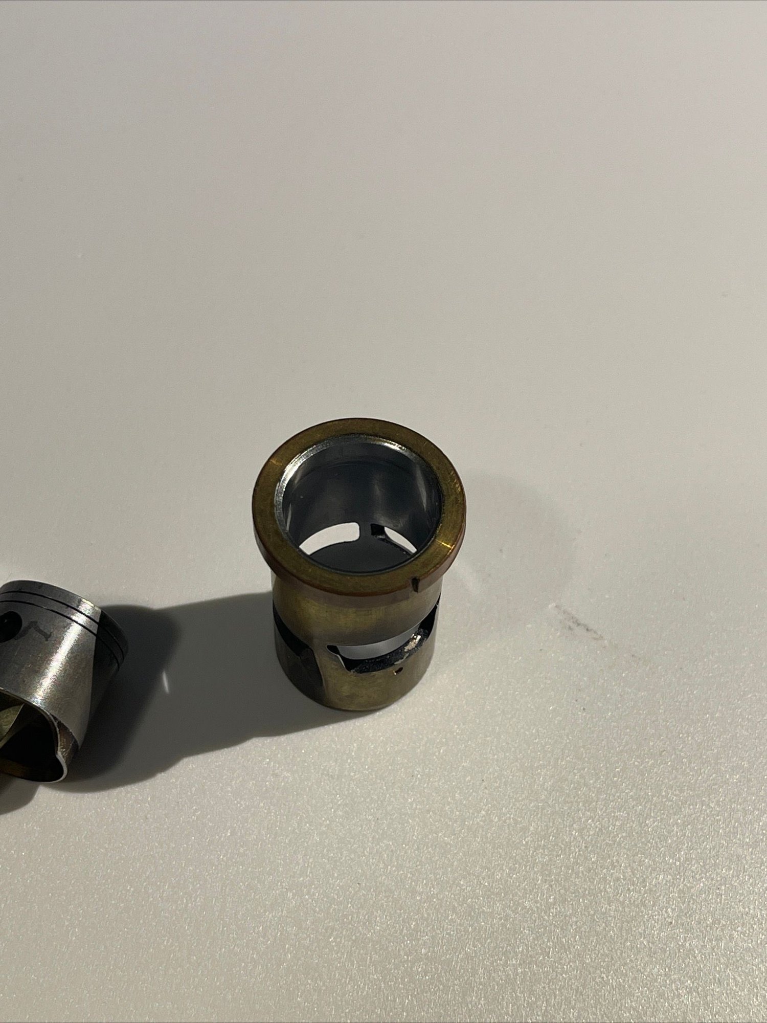 Ad2 piston rod sleeve. Used but just pinched R/C Tech Forums