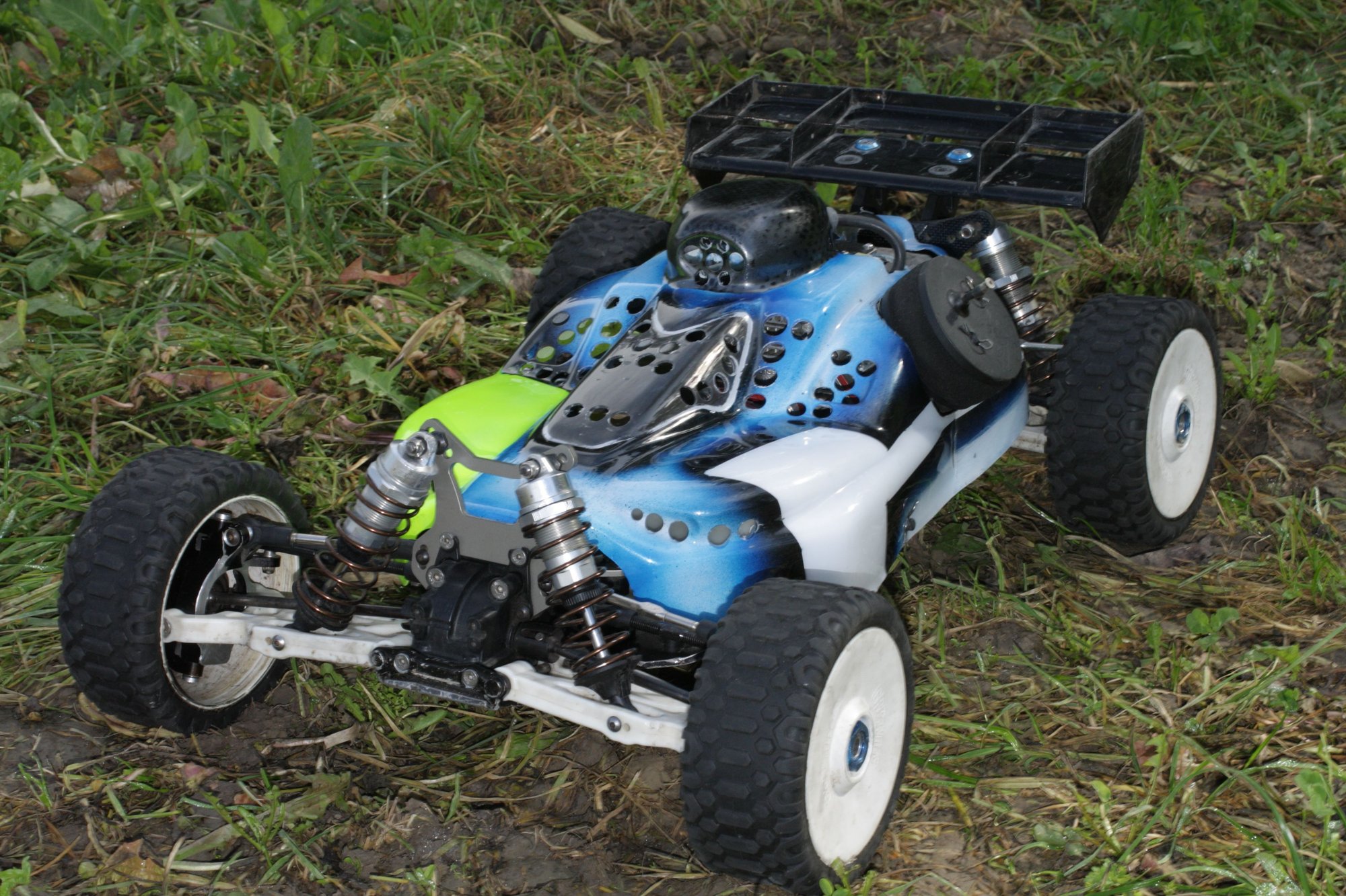 losi 5ive b conversion - jumping video - Page 2 - R/C Tech Forums