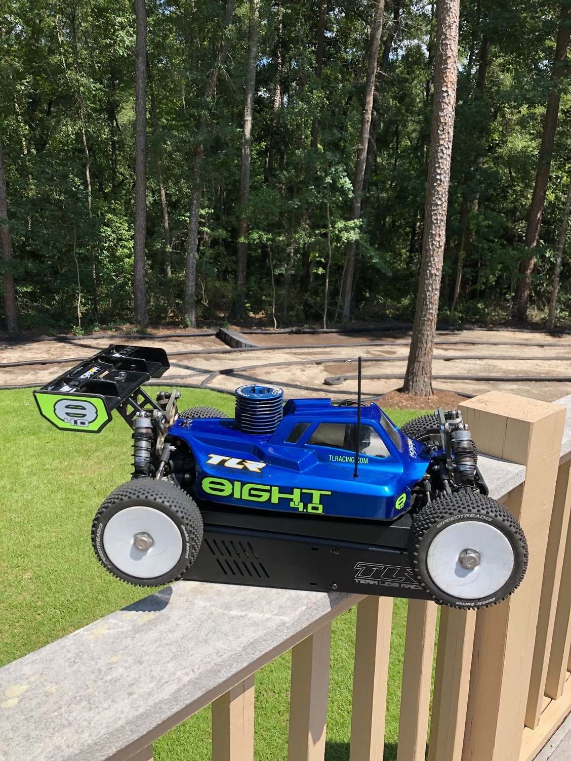 tlr 4.0 e buggy