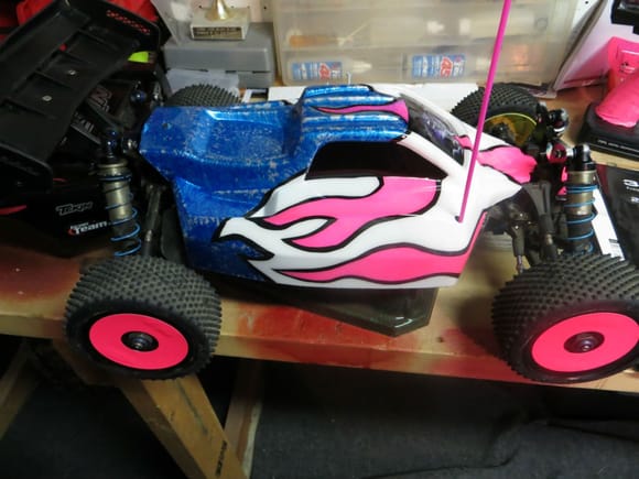 RC8 1/8 Scale Buggy