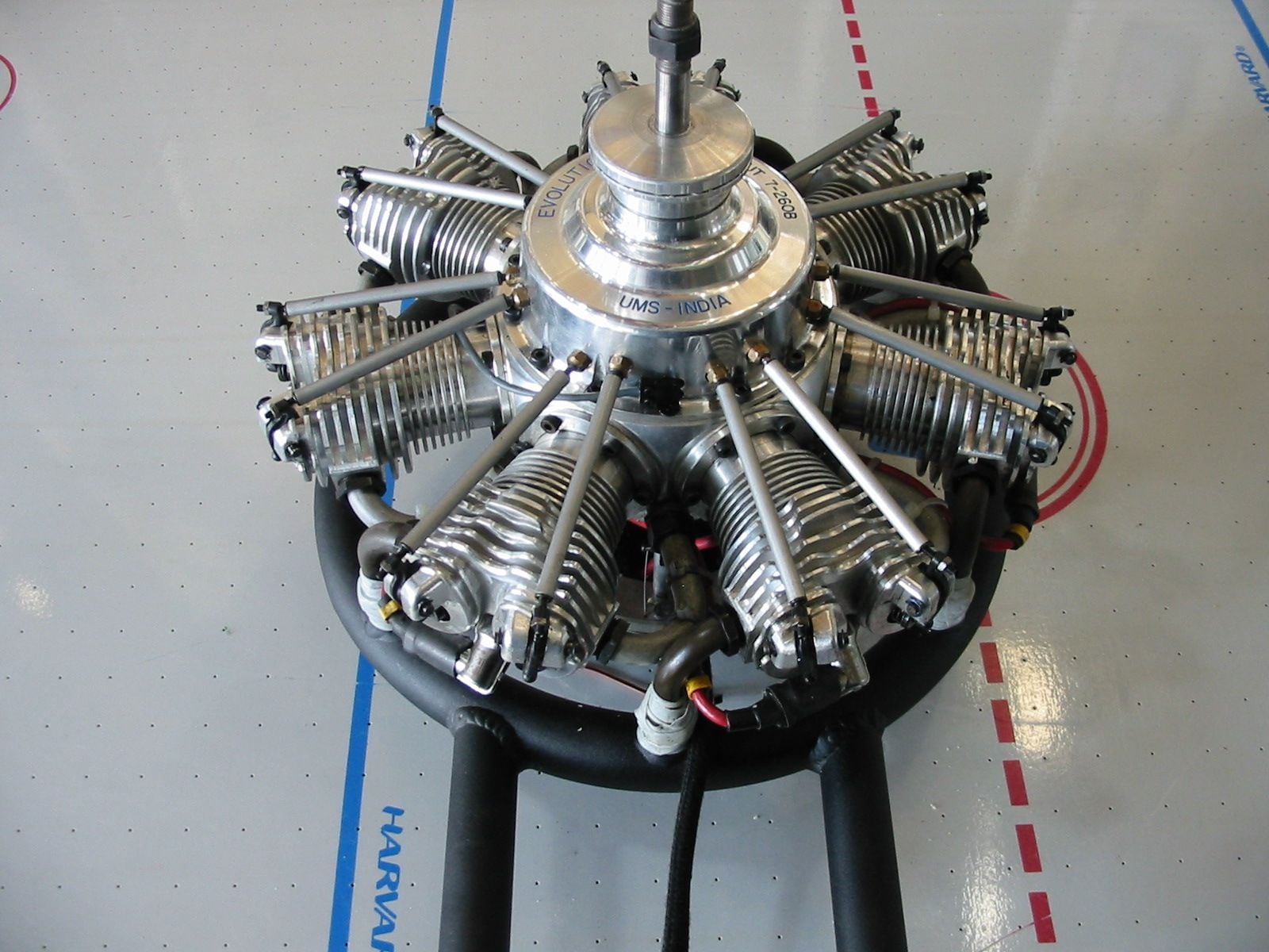 evolution 7 cylinder 260 cc radial - RCU Forums
