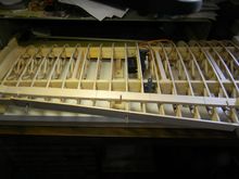 Spar notched for hinge points