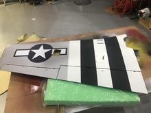 Bottom wing invasion stripes