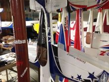 Even stores the bigger foamies with no problem.