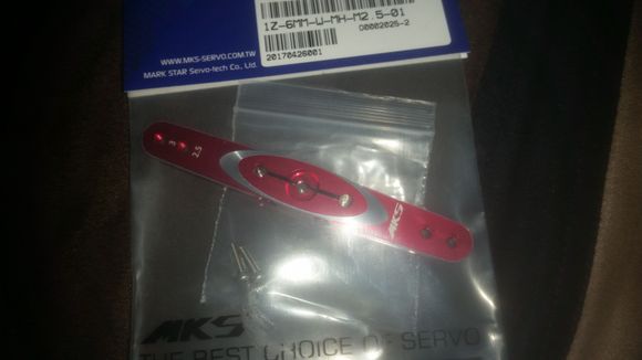 Pretty robust metal arms!