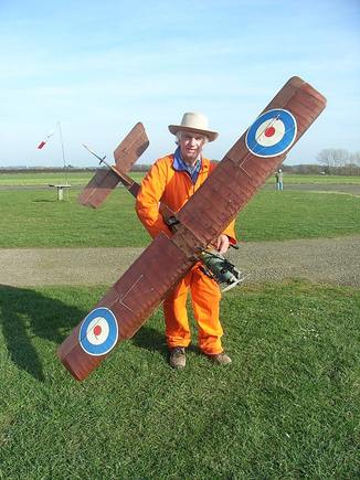 Your Humble Servant with a 1/6 scale BE2e. Roy Scott plan.