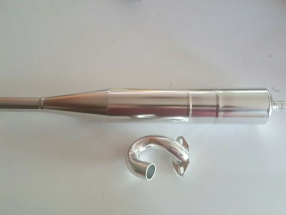 I have seen these Hatori pipes on choppers also.