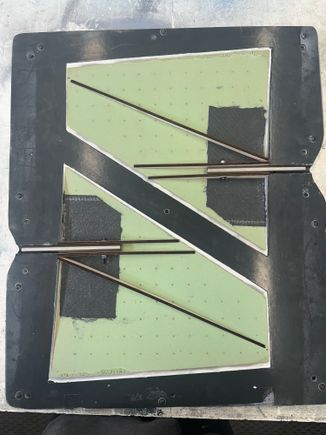 Horizontal stabs ready for splooge and closue.  The horizontal and vertical stab layups for #2 has all of the spread tow CF removes from the skins as it was deemed unnecessary. 