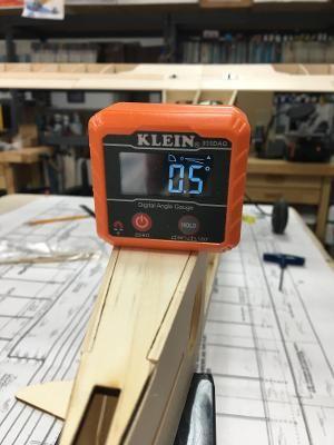 Lateral angle measured on stabilizer plate.