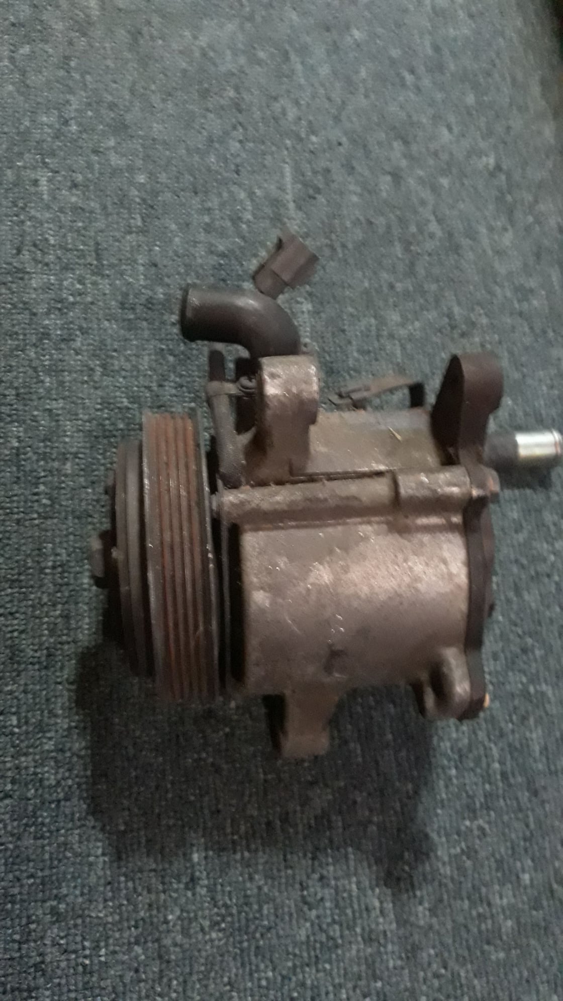 Miscellaneous - OEM Air Pump - Used - 1993 to 1995 Mazda RX-7 - Orlando, FL 32824, United States