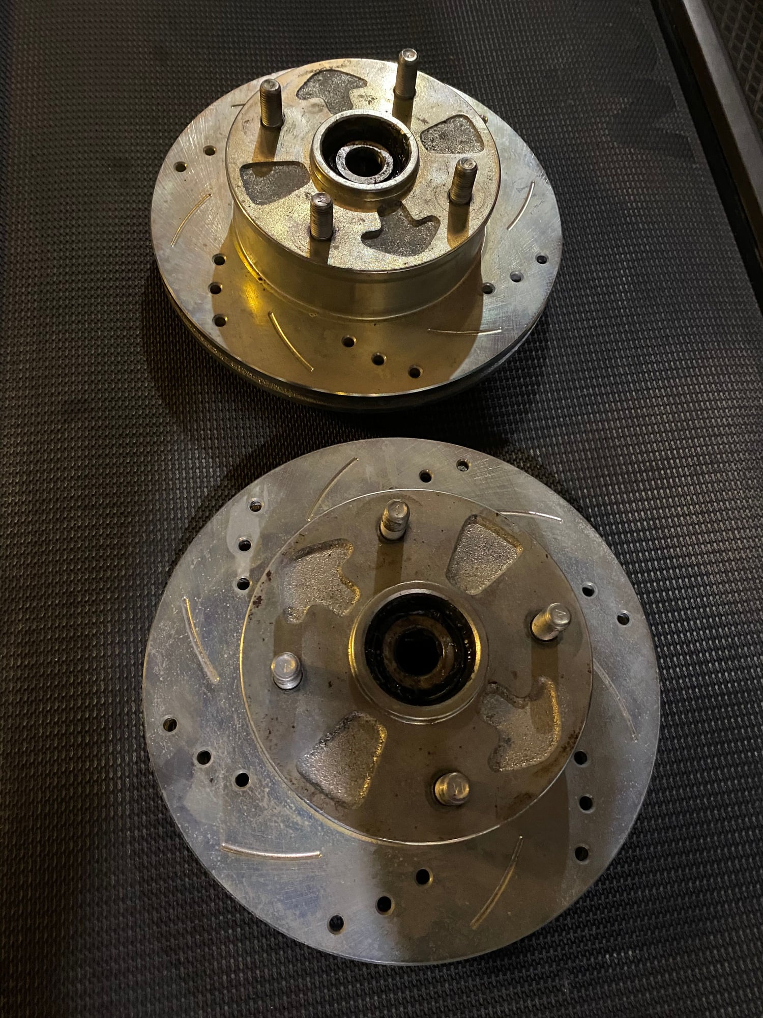 Brakes - FB gslse crossed-drilled/ slotted rotors - Used - 1979 to 1985 Mazda RX-7 - Smiths Falls, ON K7A5J4, Canada