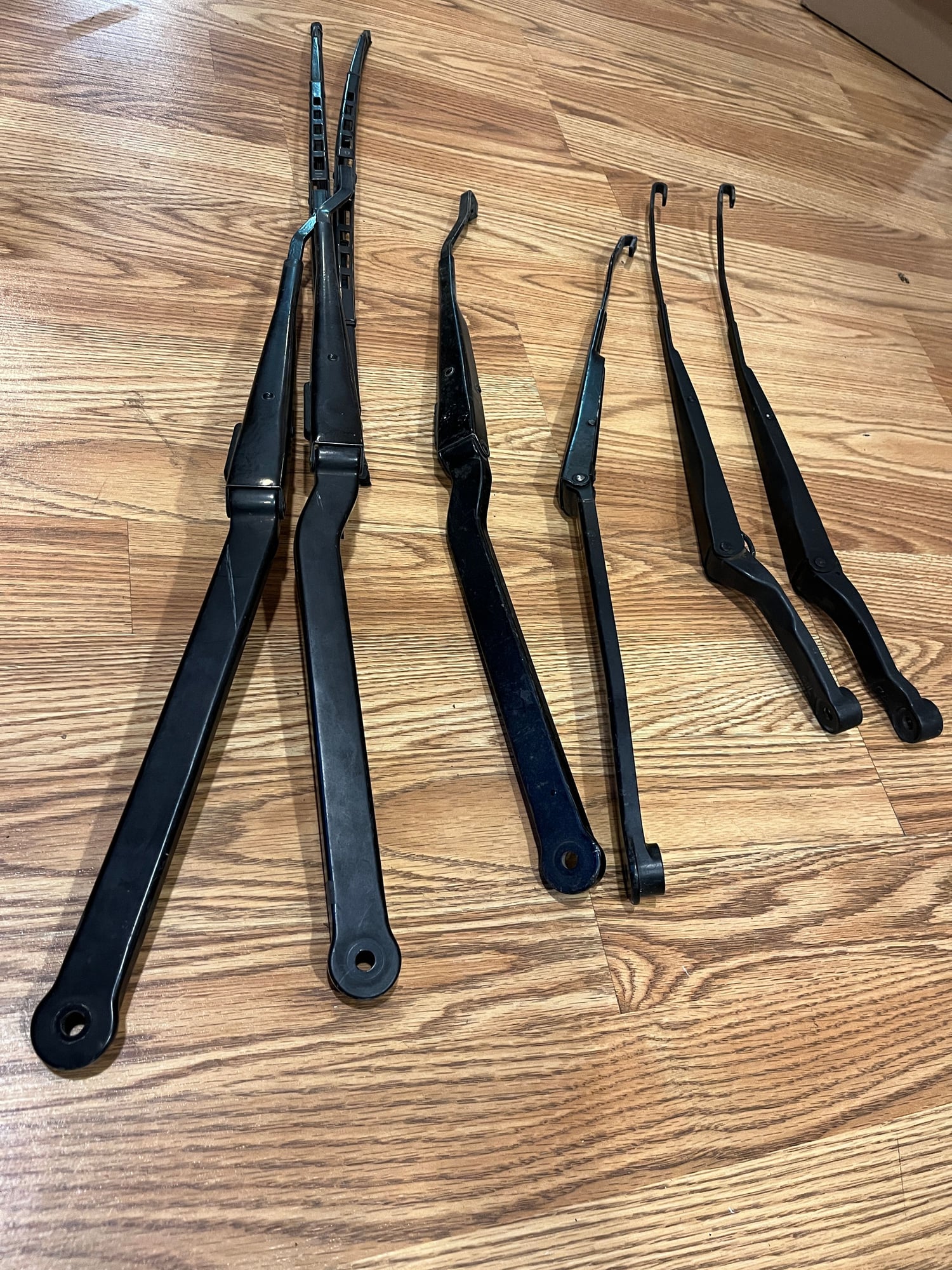 Miscellaneous - Windshield Wipers - Used - 1985 to 1991 Mazda RX-7 - New Canaan, CT 06840, United States