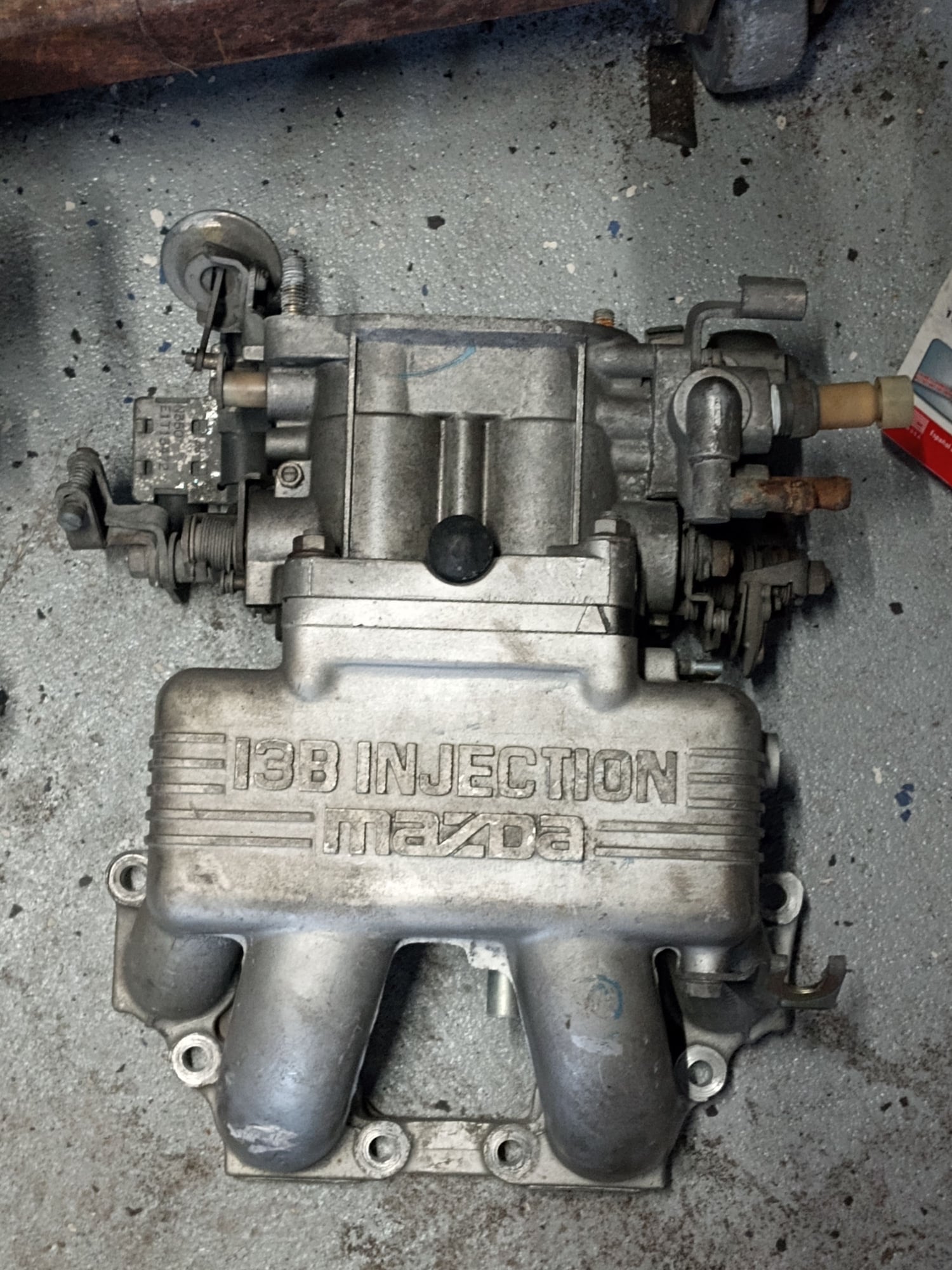 Engine - Intake/Fuel - Second gen intake manifold - Used - 1986 to 1991 Mazda RX-7 - Lancaster, PA 17022, United States