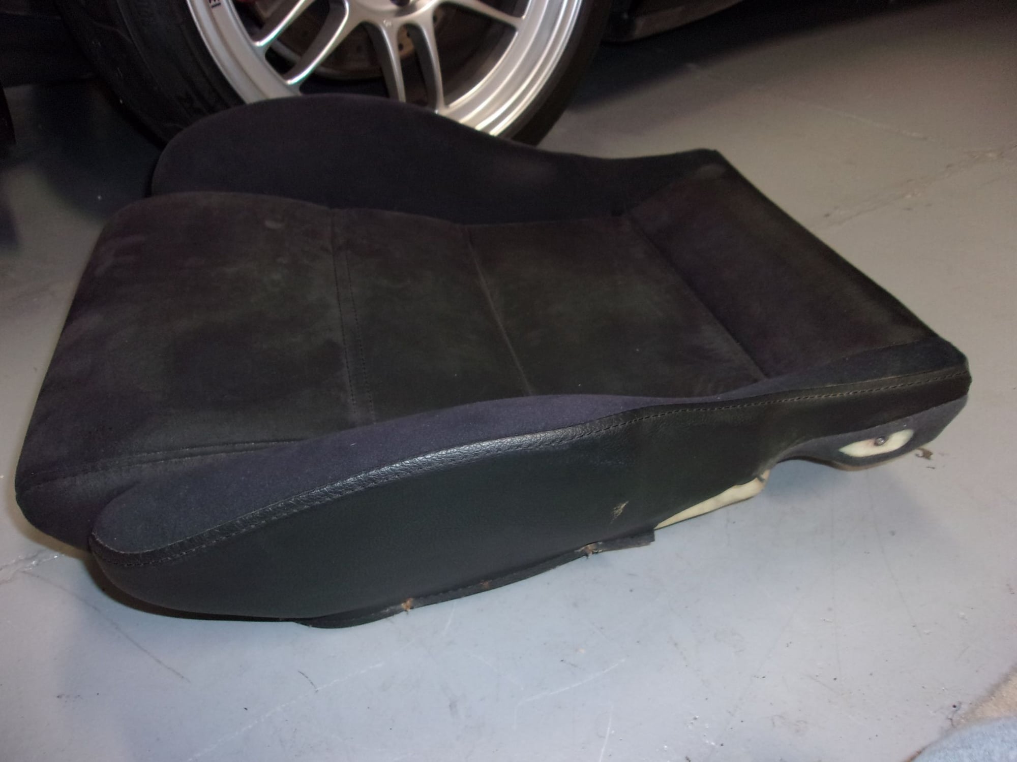 Interior/Upholstery - R1 Suede Seat Bottom - Used - 1993 to 1995 Mazda RX-7 - Murfreesboro, TN 37130, United States