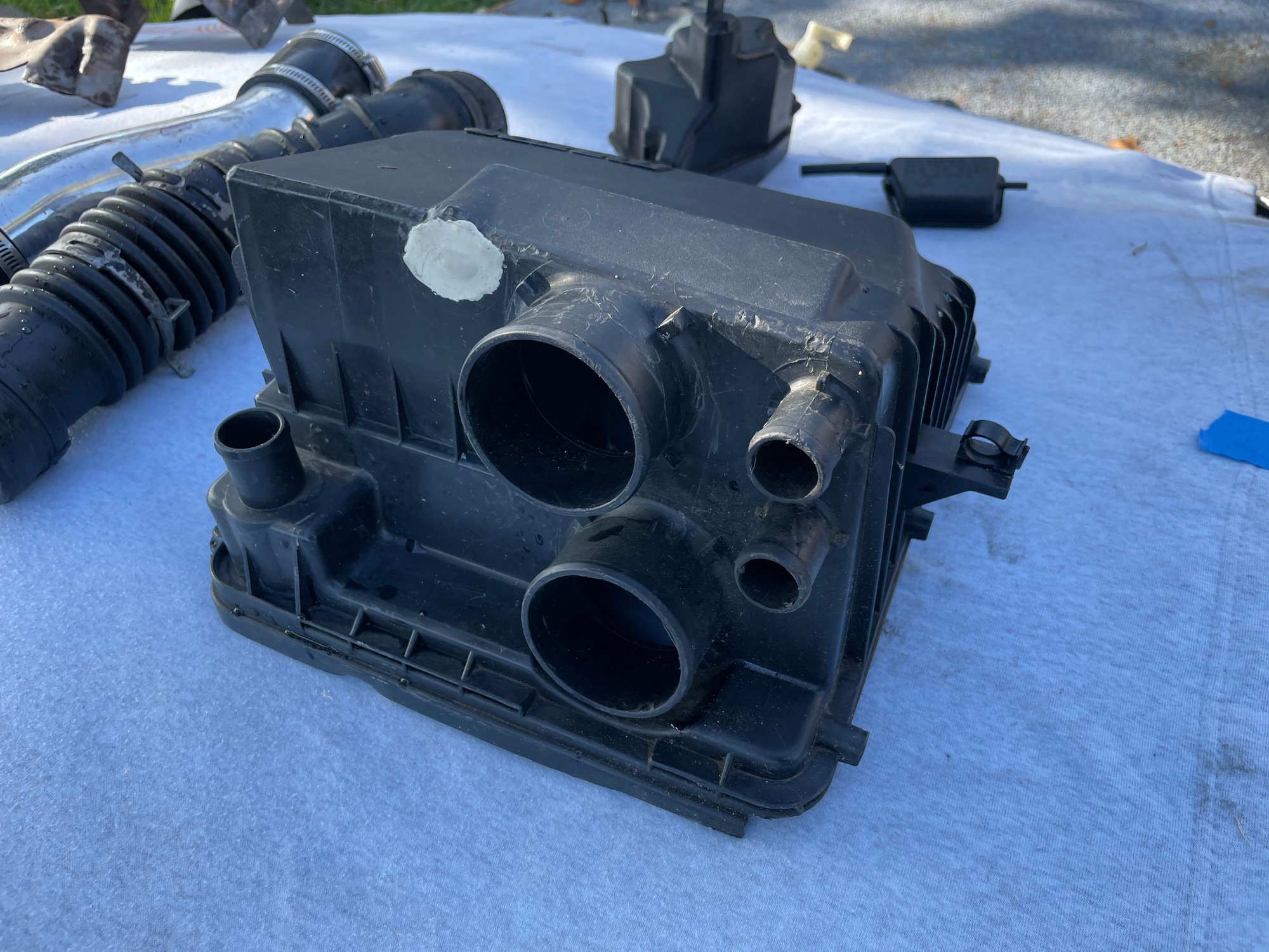 Engine - Intake/Fuel - FD intake box and Main fuse block - Used - 1993 to 2002 Mazda RX-7 - Torrance, CA 90501, United States