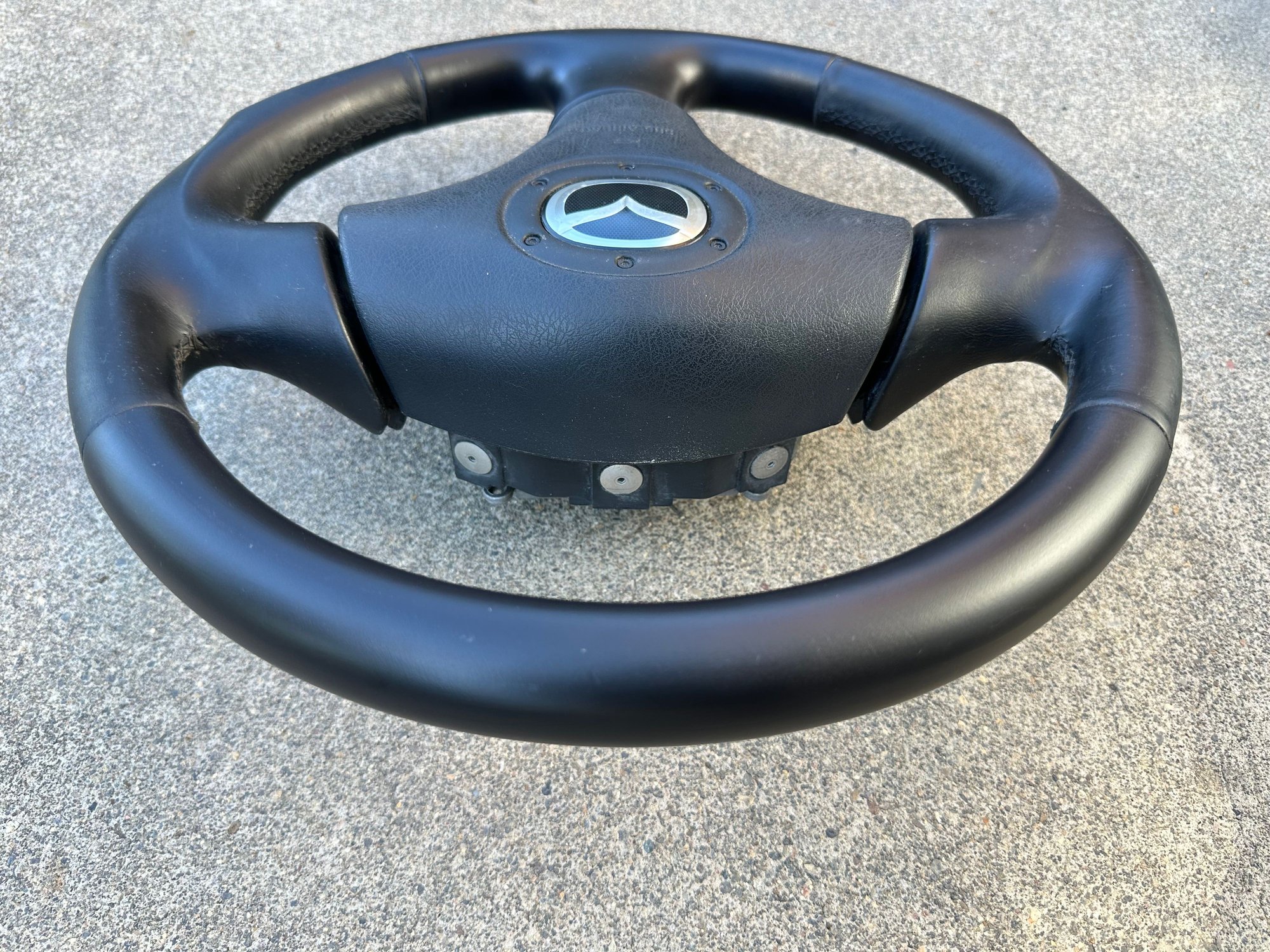 Steering/Suspension - Steering wheel - Used - 1993 to 2002 Mazda RX-7 - Medford, OR 97504, United States
