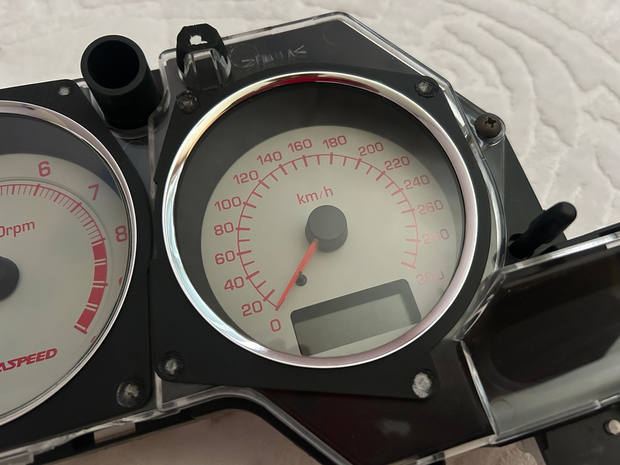 Interior/Upholstery - Mazdaspeed White Faced Instrument Cluster - Used - 1992 to 1998 Mazda RX-7 - London HA27DY, United Kingdom
