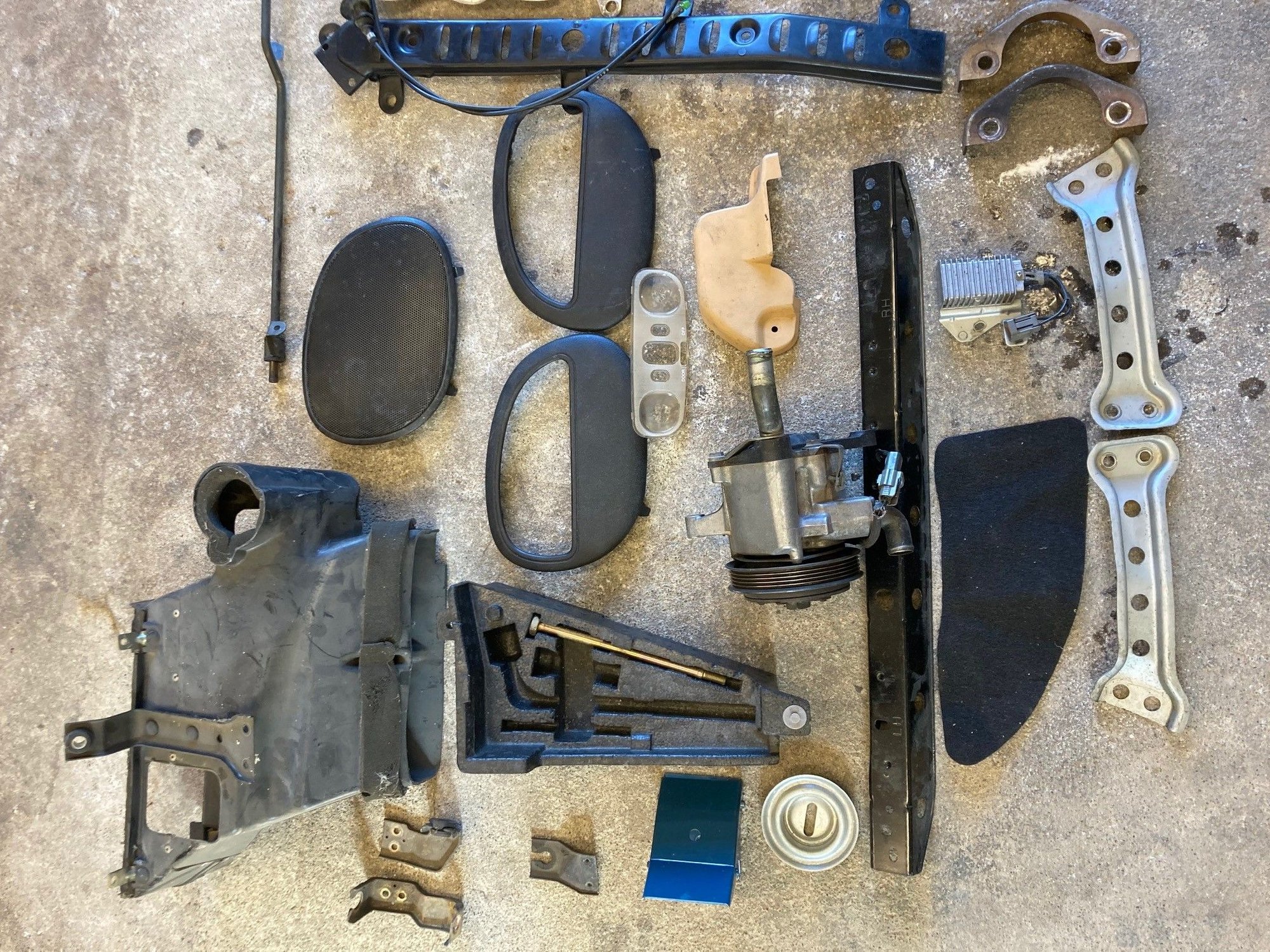 1993 Mazda RX-7 - Misc FD parts.  M2 Med hot side IC pipe, stock injectors, MAP sensor, splash shield - Eugene, OR 97404, United States