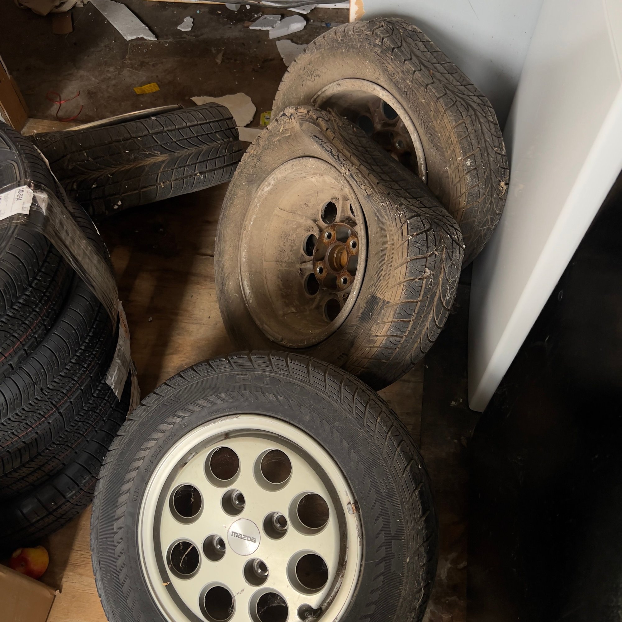 The culprits rusted and responsible for the difficulties mentioned.