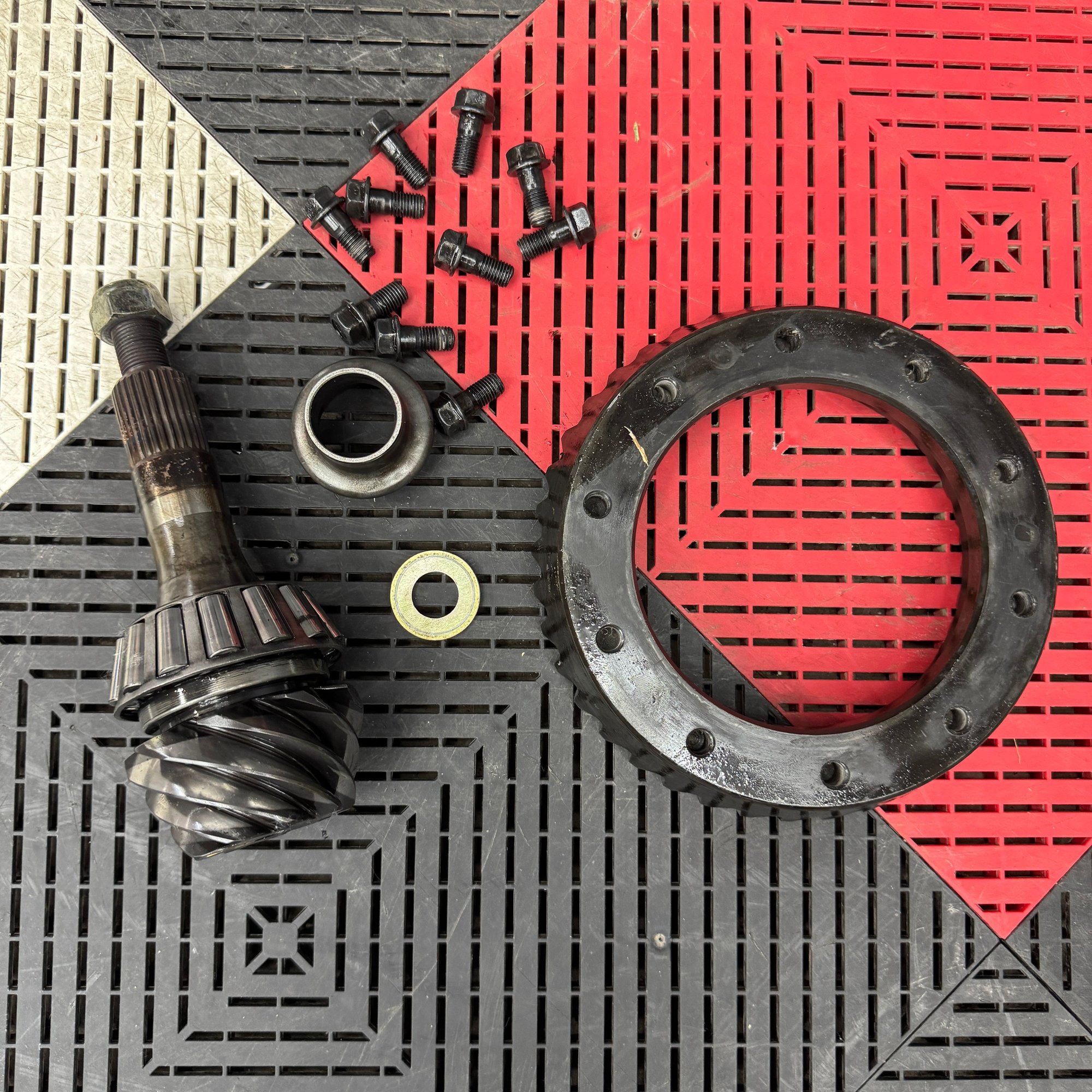 Drivetrain - Mazda RX-7 FD3S 4.44 Ring & Pinion (Rear Gear) - Used - 1992 to 2002 Mazda RX-7 - Birmingham, MI 48323, United States