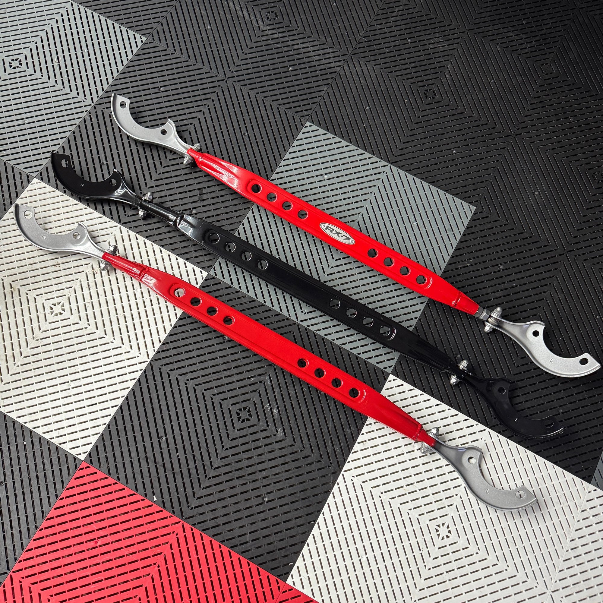 Steering/Suspension - OEM R1 / R2 Strut Tower Bars for Mazda RX-7 FD3S - Used - 1992 to 2002 Mazda RX-7 - Birmingham, MI 48323, United States