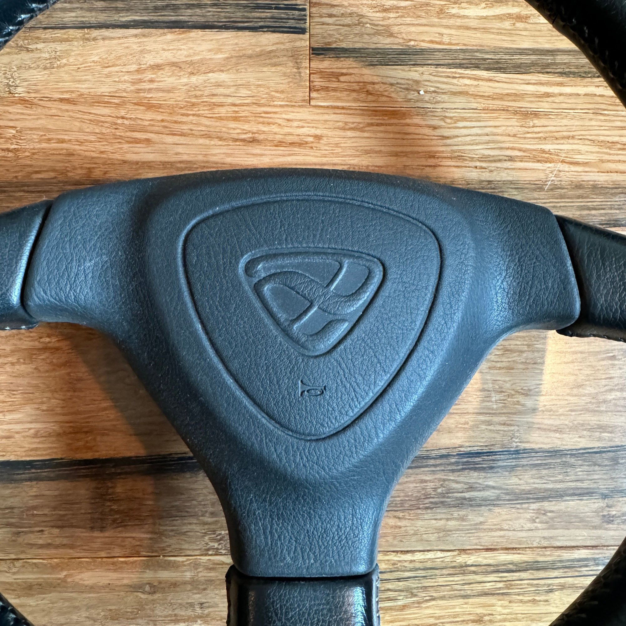 Interior/Upholstery - Super Clean Original Efini Steering Wheel - Used - 1992 to 2002 Mazda RX-7 - Birmingham, MI 48323, United States