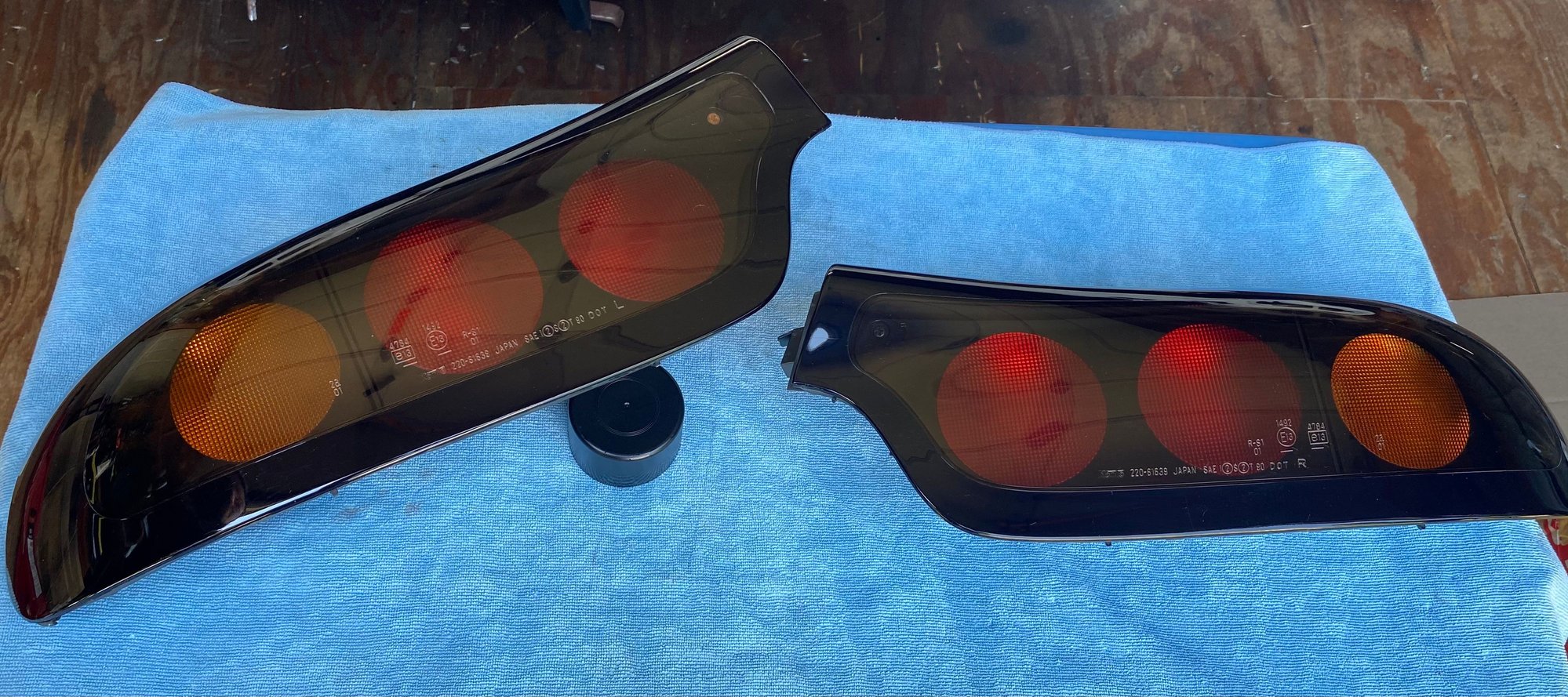 Lights - FD RX-7 99 Spec Round Taillights Excellent Condition!! - Used - 1992 to 2002 Mazda RX-7 - Prince Frederick, MD 20678, United States