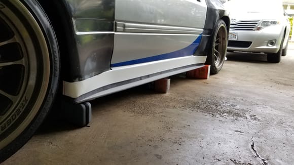 Gotta make new side skirts. Learning to work with carbon fiber on this. Plan on making more parts with this knowledge. Hood for sure. 