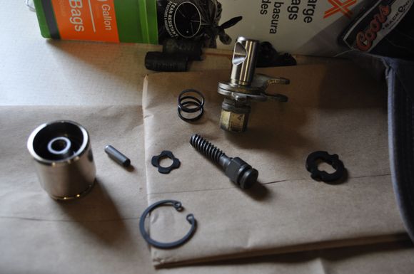 Rear brake piston internals