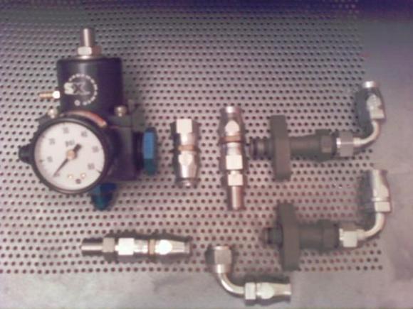 Garco Motorworks
fuel rail adapters