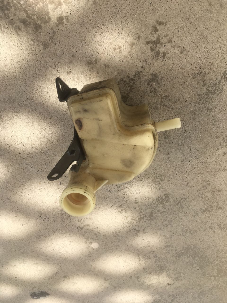 1993 Mazda RX-7 - power steering tank - Engine - Complete - $20 - Seal Beach, CA 90740, United States