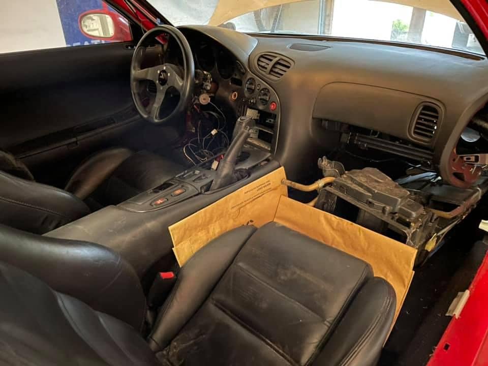 1993 Mazda RX-7 - Salvage - Roller - Complete Black Interior - HKS Coilovers & Exhaust - Used - VIN jm1fd3319p020055 - 88,517 Miles - Other - 2WD - Automatic - Coupe - Red - Fort Worth, TX 76111, United States
